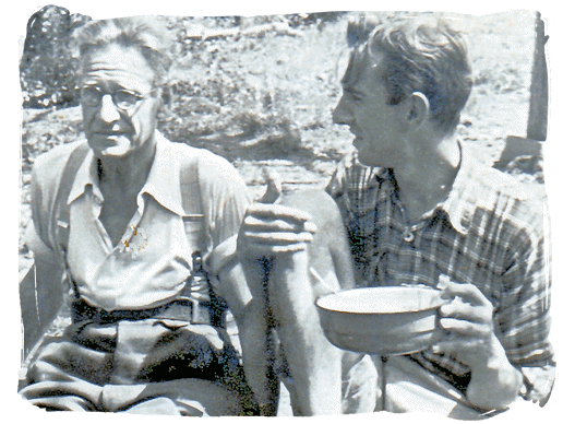 Burkom en Nijkamp in een kamp